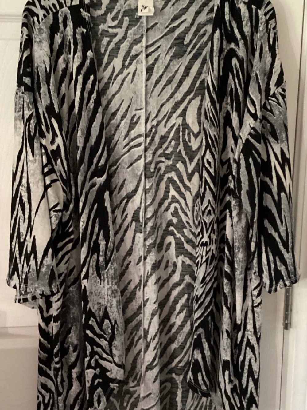 Sew In Love, sz 2X, Zebra print style Ladies Cover Up